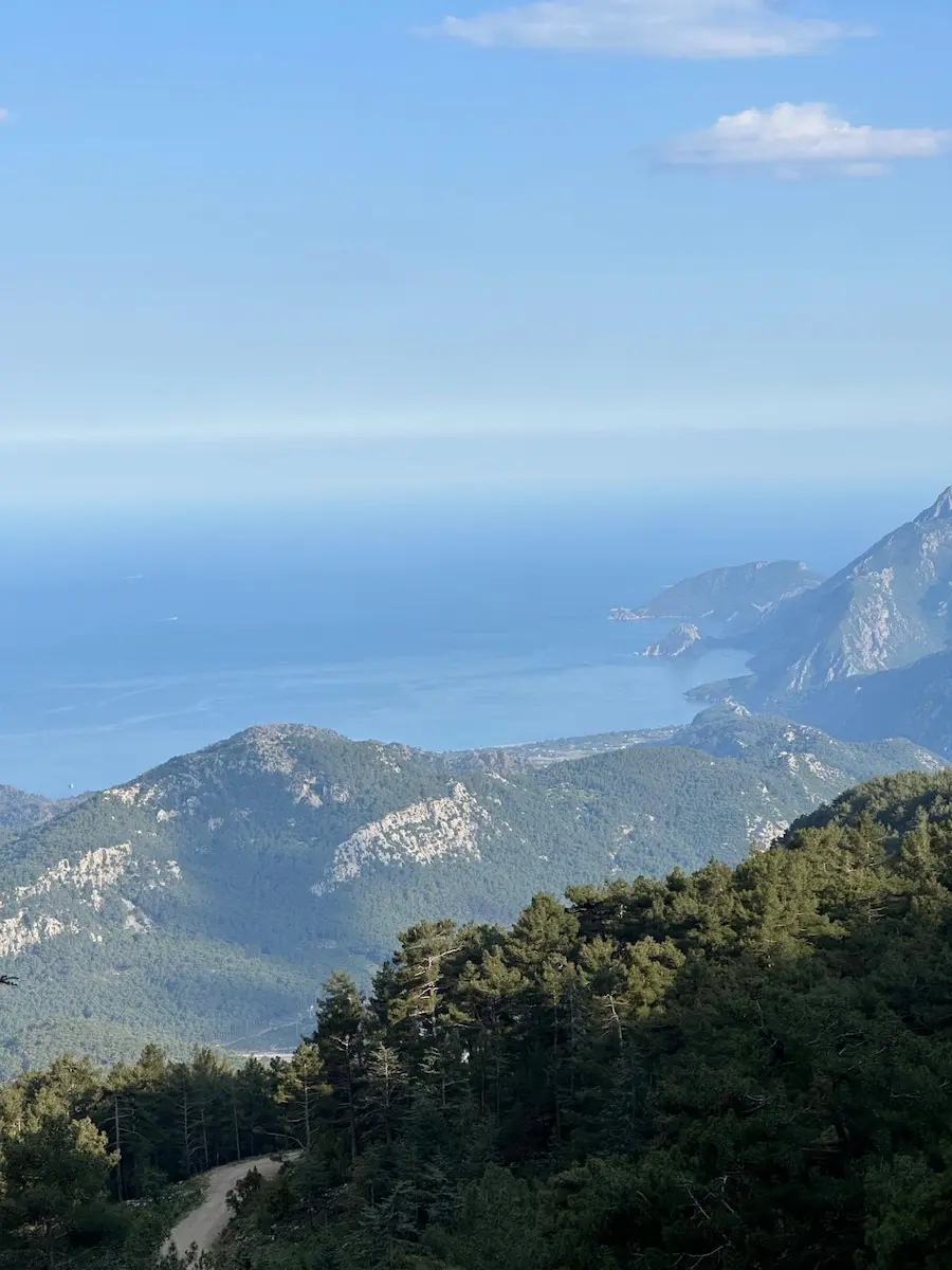 Experienced riders on a long-distance horseback tour in Cappadocia